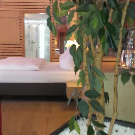 Goldener Anker Bodenwerder