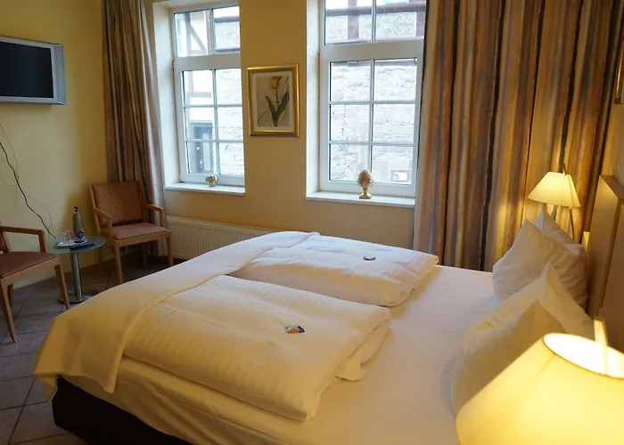 Goldener Anker Bodenwerder